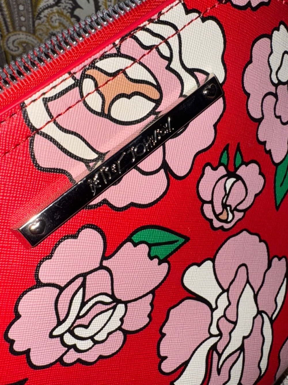 Betsey Johnson Pink Floral Crossbody Bag - Red & Pink NWT - Picture 3 of 6